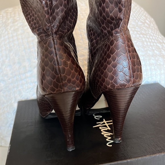 Cole Haan Kennedy Snakeskin Leather Heeled Mid Calf Boot Brown Size 8.5 - Picture 3 of 12